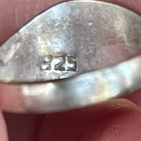 Vintage Signed 925 Silver and Lapis Ring Size 5.75 - Picture 8 of 8